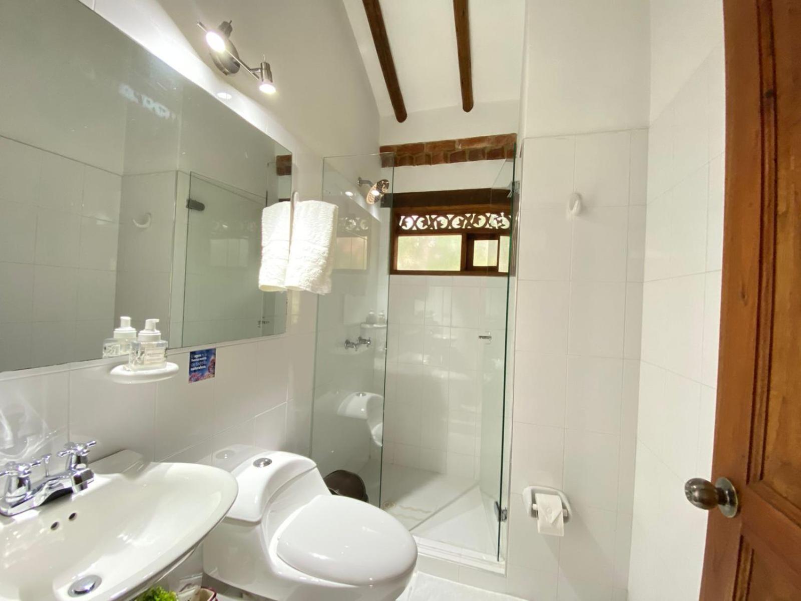 Casa Hotel San Pedro บียาเดเลย์บา ภายนอก รูปภาพ